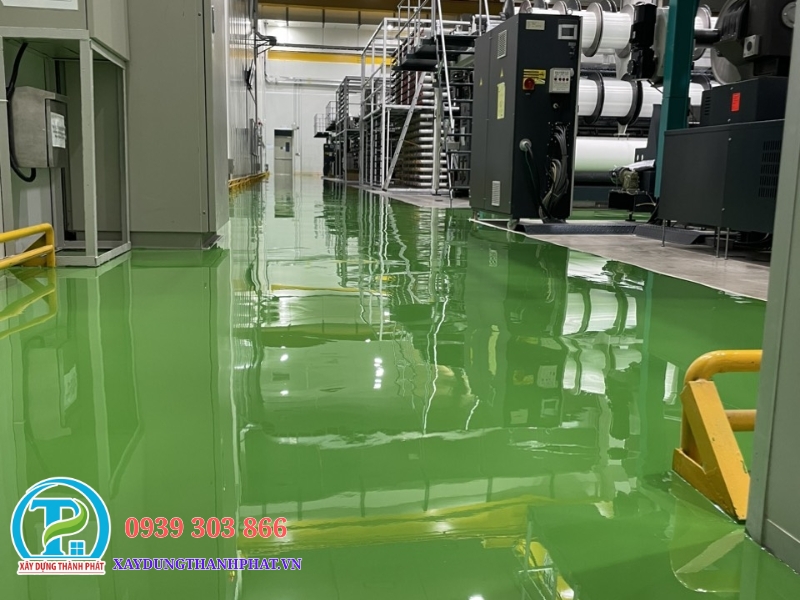 THI CÔNG SƠN SÀN NHÀ XƯỞNG EPOXY: QUY TRÌNH MÀI TẠO NHÁM ĐẠT ĐỘ BÁM DÍNH CHÂN MÀNG 3 LỚP 12 Sàn xưởng hoàn thiện đạt chuẩn sơn sàn nhà xưởng epoxy