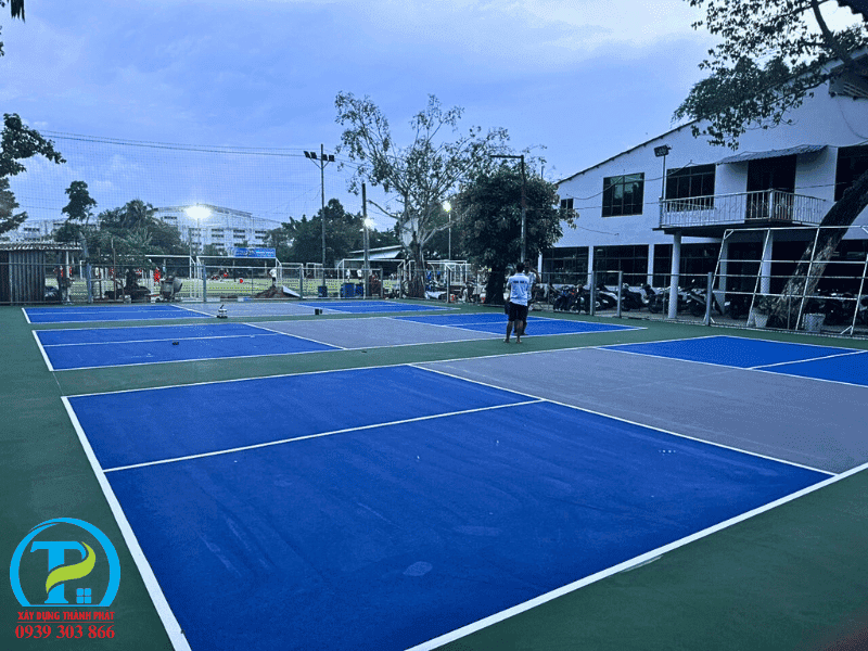 Pickleball là môn thể thao phù hợp với nhiều độ tuổi và trình độ